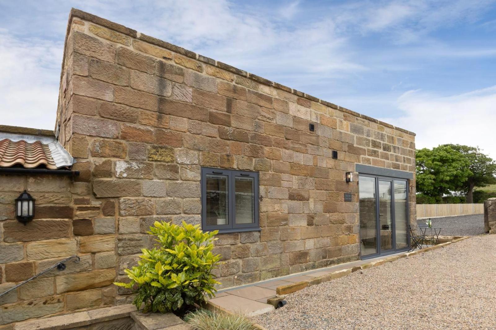 The Old Cutter Shed Apartamento Whitby Exterior foto